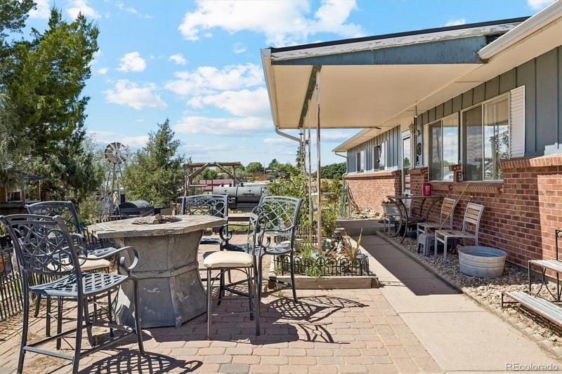 1015 Odessa St, Aurora, CO 80018