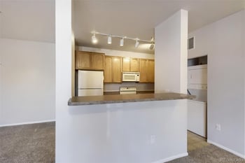 3865 S Dayton St #101, Aurora, CO 80014