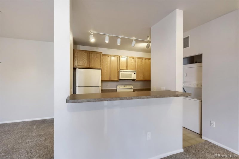 3865 S Dayton St #101, Aurora, CO 80014