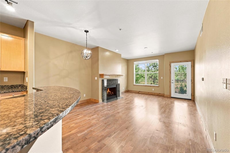 9079 E Panorama Cir #414, Englewood, CO 80112