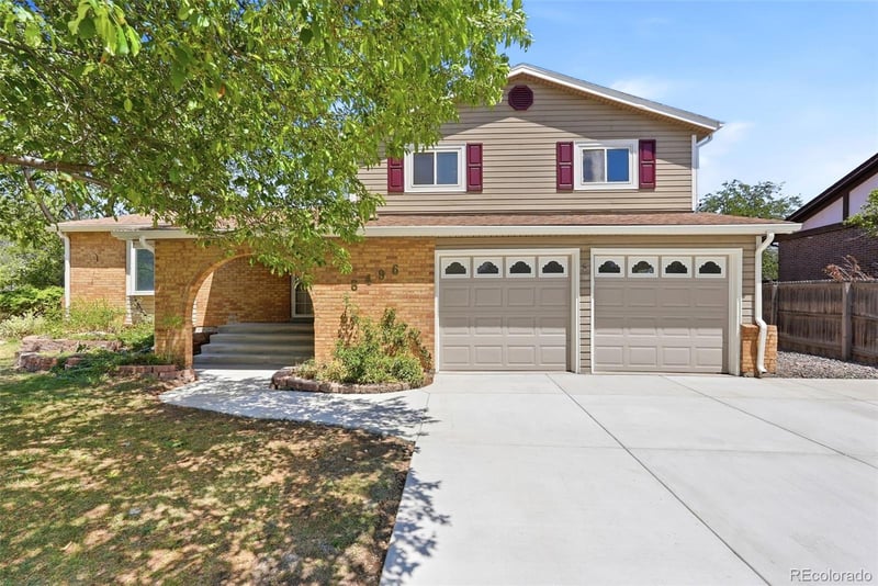 8496 Quay Dr, Arvada, CO 80003