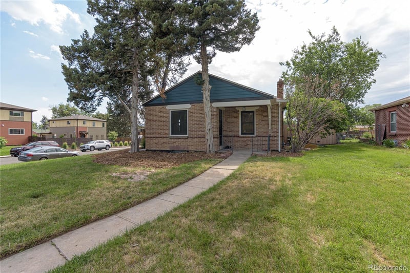 2701 N Steele St, Denver, CO 80205