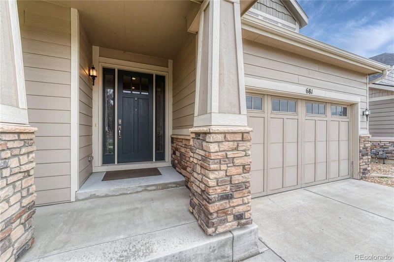 681 Dry Creek Cir, Littleton, CO 80122