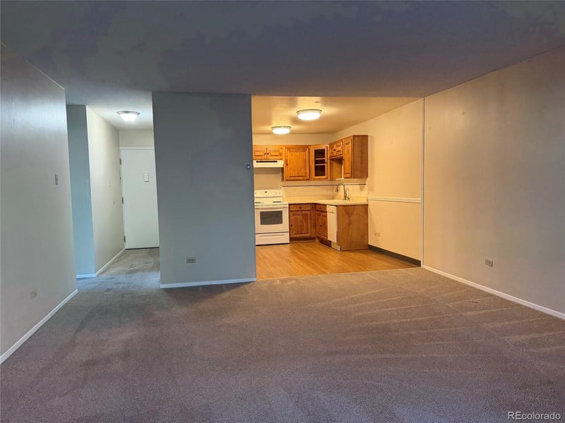695 S Alton Way #2B, Denver, CO 80247