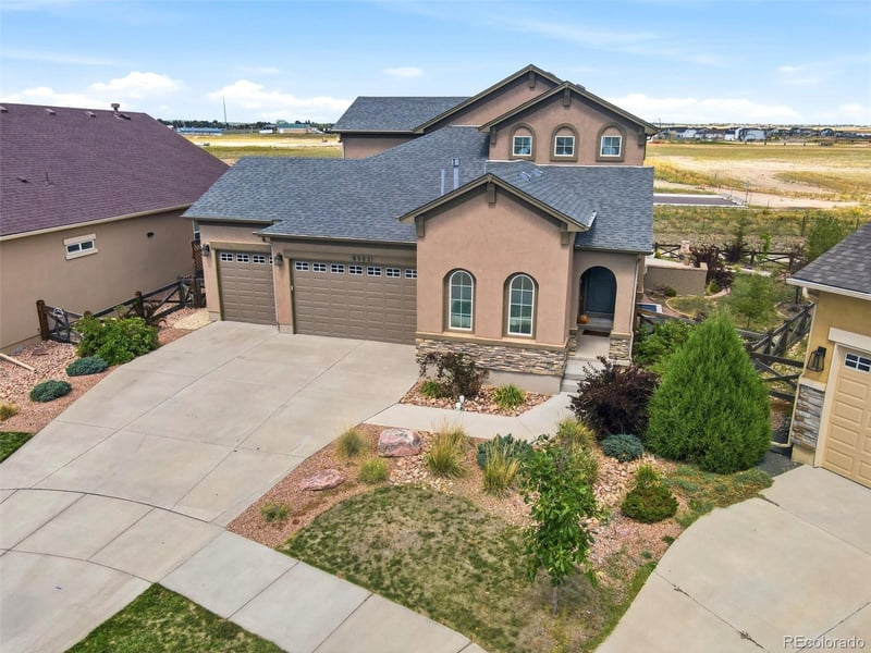 8982 Pacific Crest Dr, Colorado Springs, CO 80927