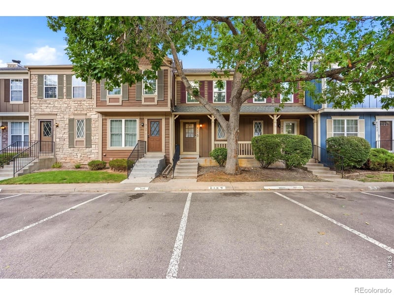 8132 S Fillmore Cir, Centennial, CO 80122