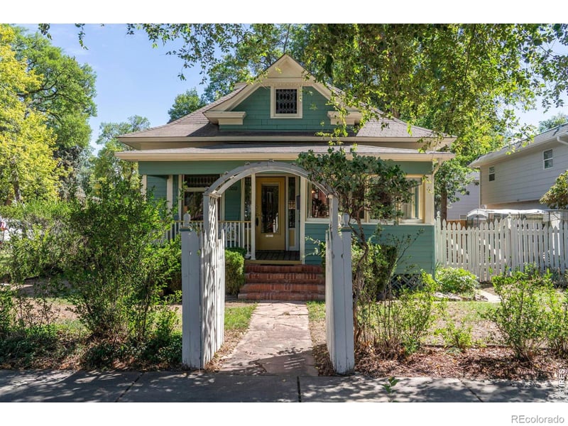 352 Collyer St, Longmont, CO 80501