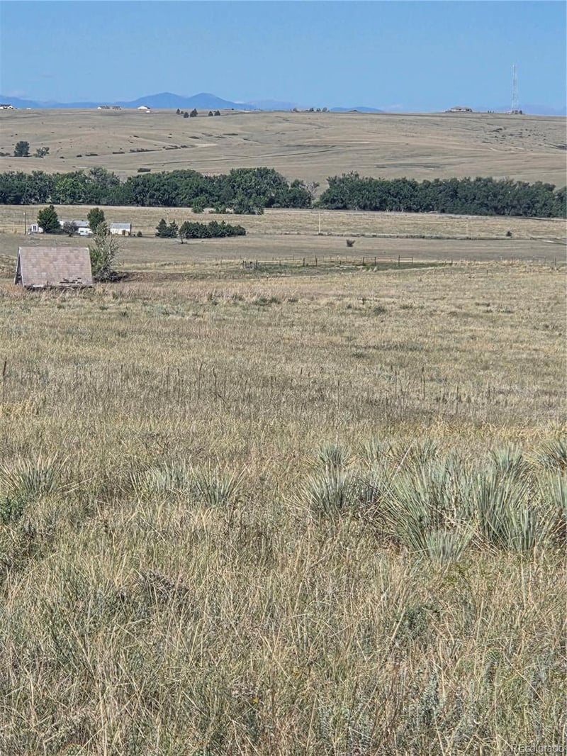 45502 Deerfield Cir, Elizabeth, CO 80107
