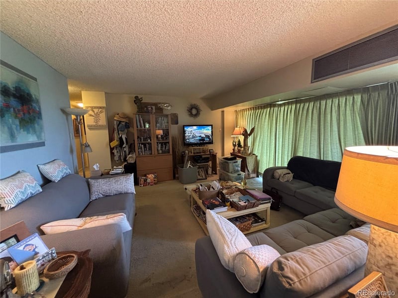 411 Lakewood Cir #B-813, Colorado Springs, CO 80910
