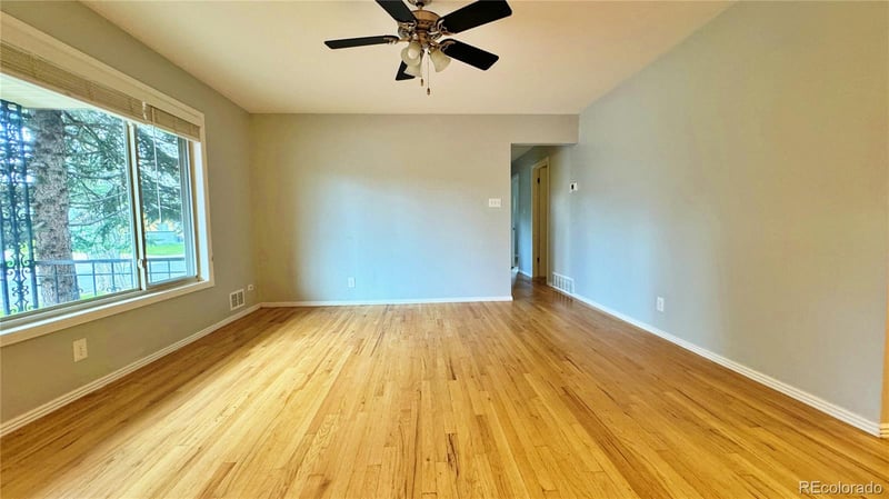 6644 S Race Cir, Centennial, CO 80121