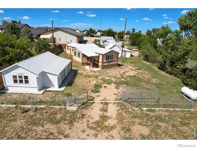 29347 2nd St, Snyder, CO 80750