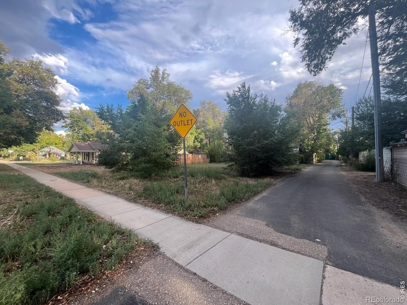 207 5th Ave, Longmont, CO 80501