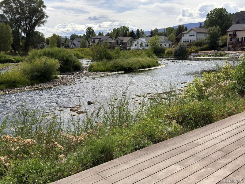 370 Price Ln, Gypsum, CO 81637