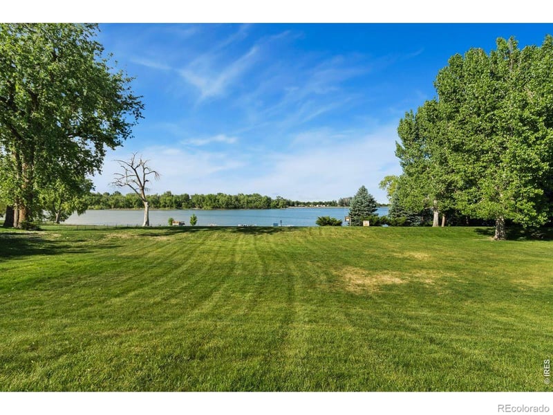 619 Skysail Ln, Fort Collins, CO 80525