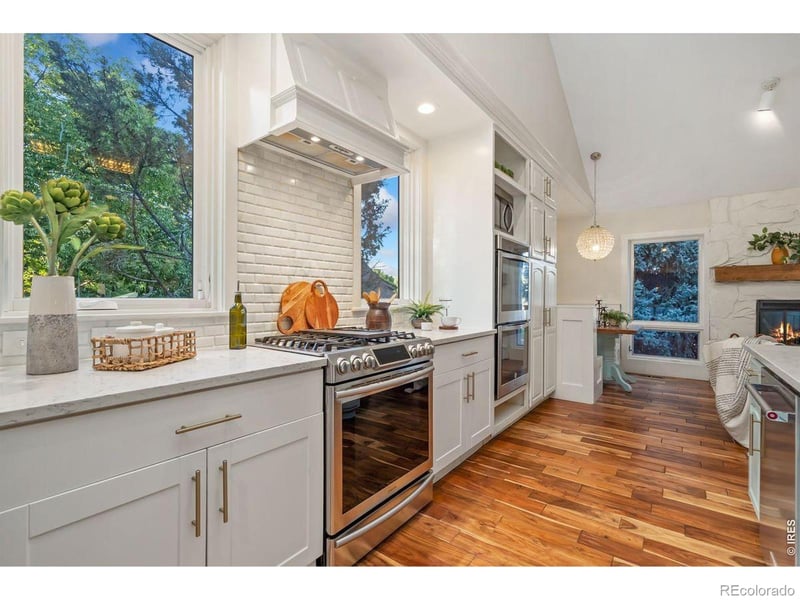 619 Skysail Ln, Fort Collins, CO 80525