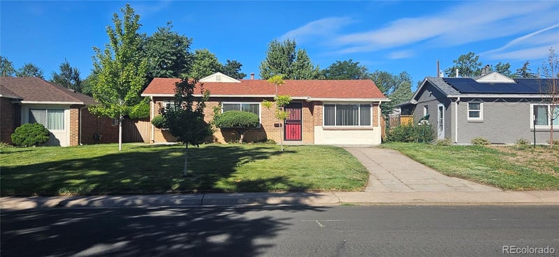 1741 Macon St, Aurora, CO 80010