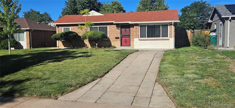 1741 Macon St, Aurora, CO 80010