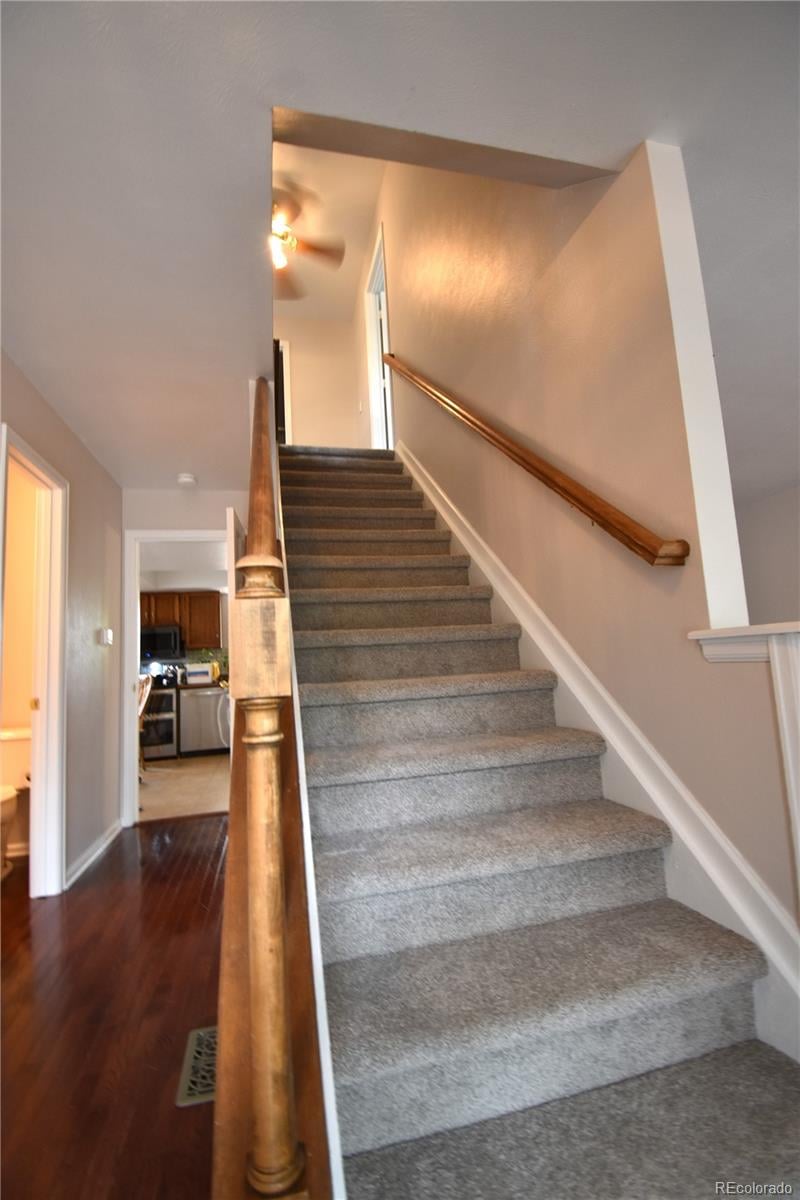 471 S Kingston Cir, Aurora, CO 80012
