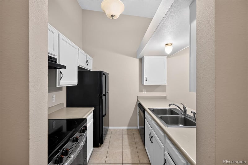 16153 E Alaska Pl #13, Aurora, CO 80017