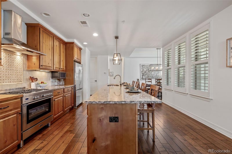 5592 S Nevada St #200, Littleton, CO 80120