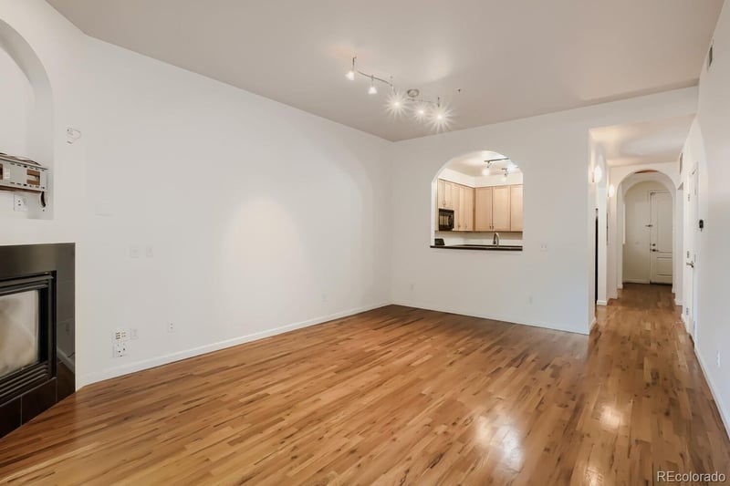 1489 N Steele St #114, Denver, CO 80206