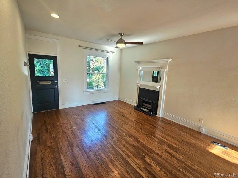 2073 N Emerson St, Denver, CO 80205