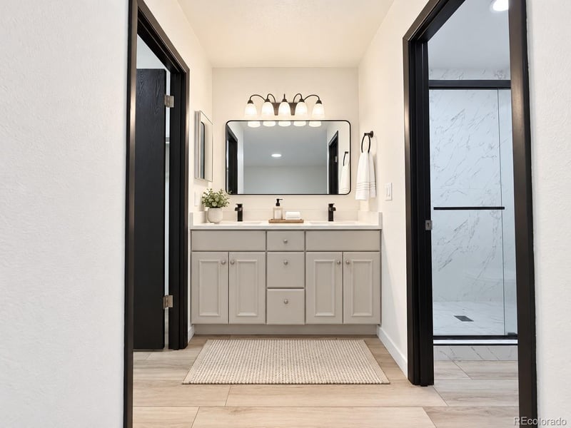 2742 S Xanadu Way, Aurora, CO 80014
