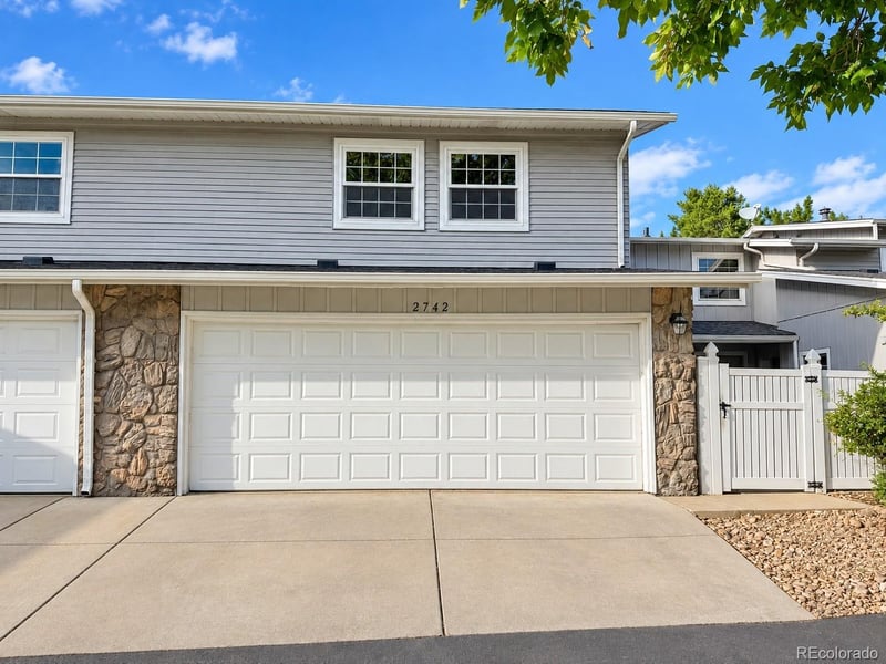 2742 S Xanadu Way, Aurora, CO 80014