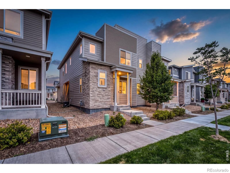 5328 Spalding Pl, Longmont, CO 80504