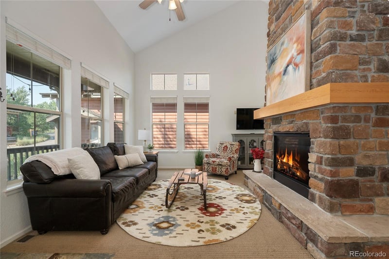 109 Deer Track Ct, Granby, CO 80446