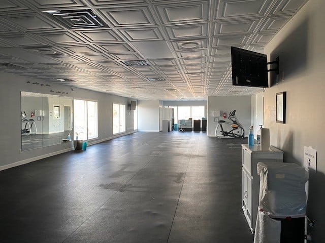 1112 W Main St, Lebanon, TN 37087