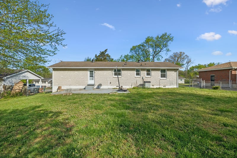 428 Glenpark Dr, Nashville, TN 37217