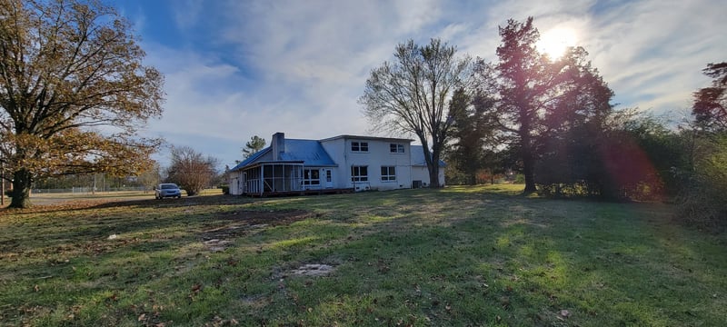 1033 Twin Oak Dr, Murfreesboro, TN 37130