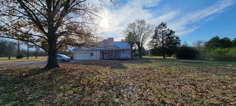 1033 Twin Oak Dr, Murfreesboro, TN 37130