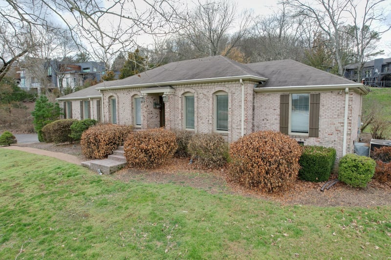 619 Granny White Pike, Brentwood, TN 37027