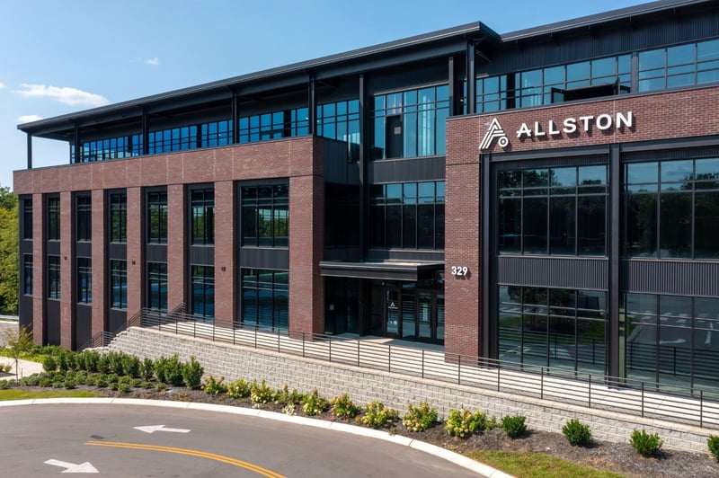 329 S Royal Oaks Blvd, Franklin, TN 37064