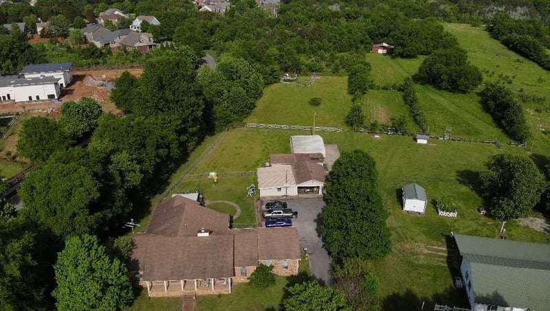 7044 Nolensville Rd, Nolensville, TN 37135