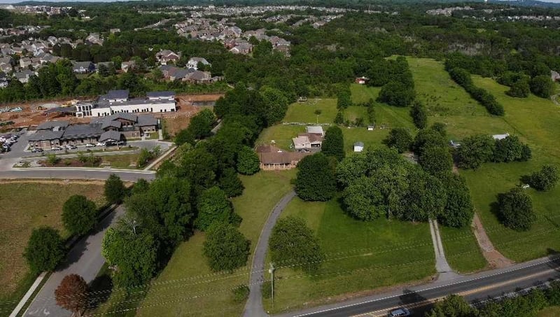 7044 Nolensville Rd, Nolensville, TN 37135