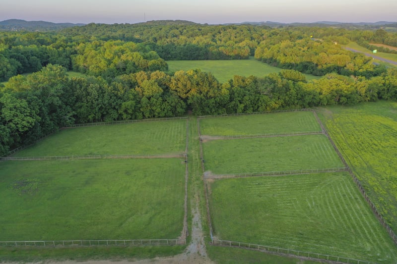 6330 Cox Rd, Arrington, TN 37014