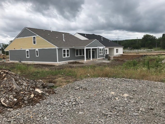 1062 Inez Dr, Smyrna, TN 37167