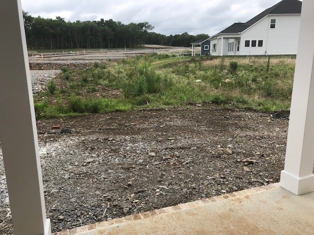 1062 Inez Dr, Smyrna, TN 37167