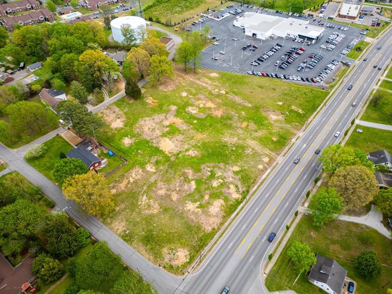 2504 Memorial Blvd, Springfield, TN 37172