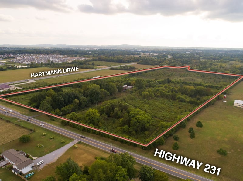 2070 Hunters Point Pike, Lebanon, TN 37087