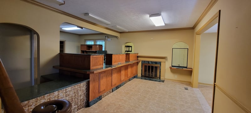 2416 Memorial Blvd, Springfield, TN 37172