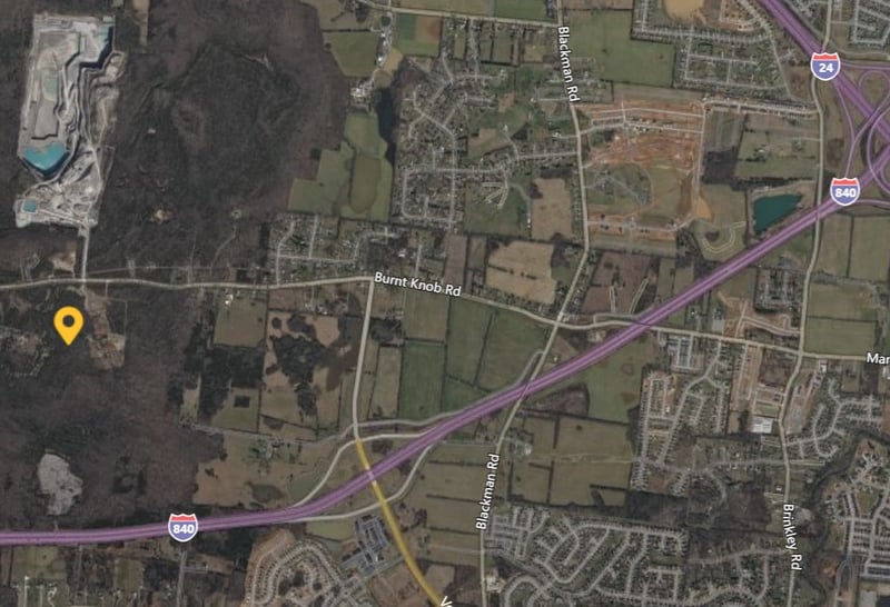 5925 Burnt Knob Rd, Murfreesboro, TN 37129