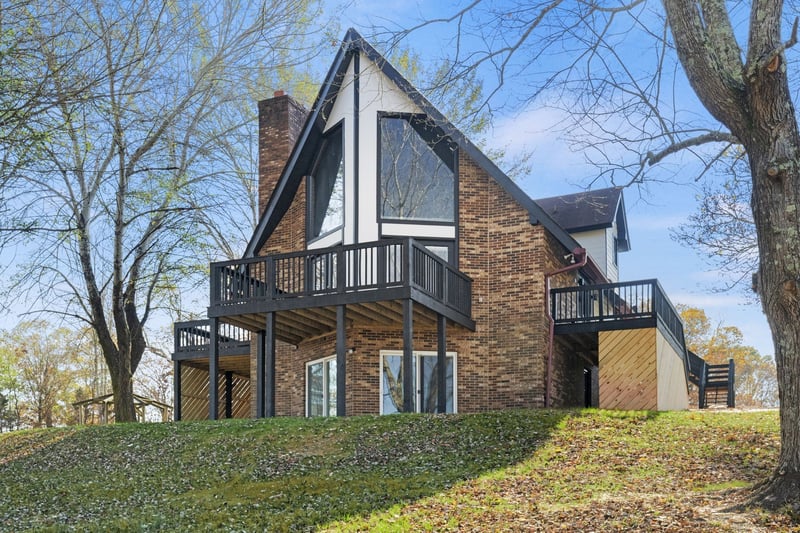 6040 New Cut Rd, Greenbrier, TN 37073