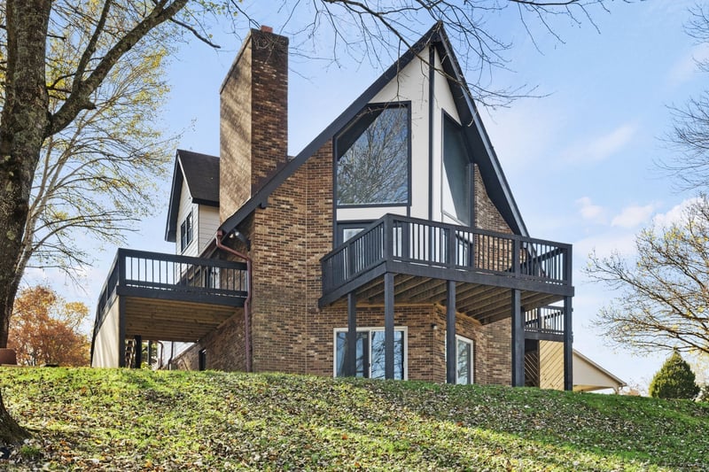 6040 New Cut Rd, Greenbrier, TN 37073