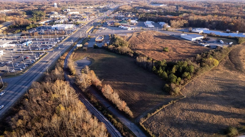 Kaiser Rd, Dickson, TN 37055