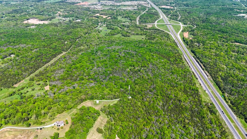 9147 Spantown Rd, Arrington, TN 37014