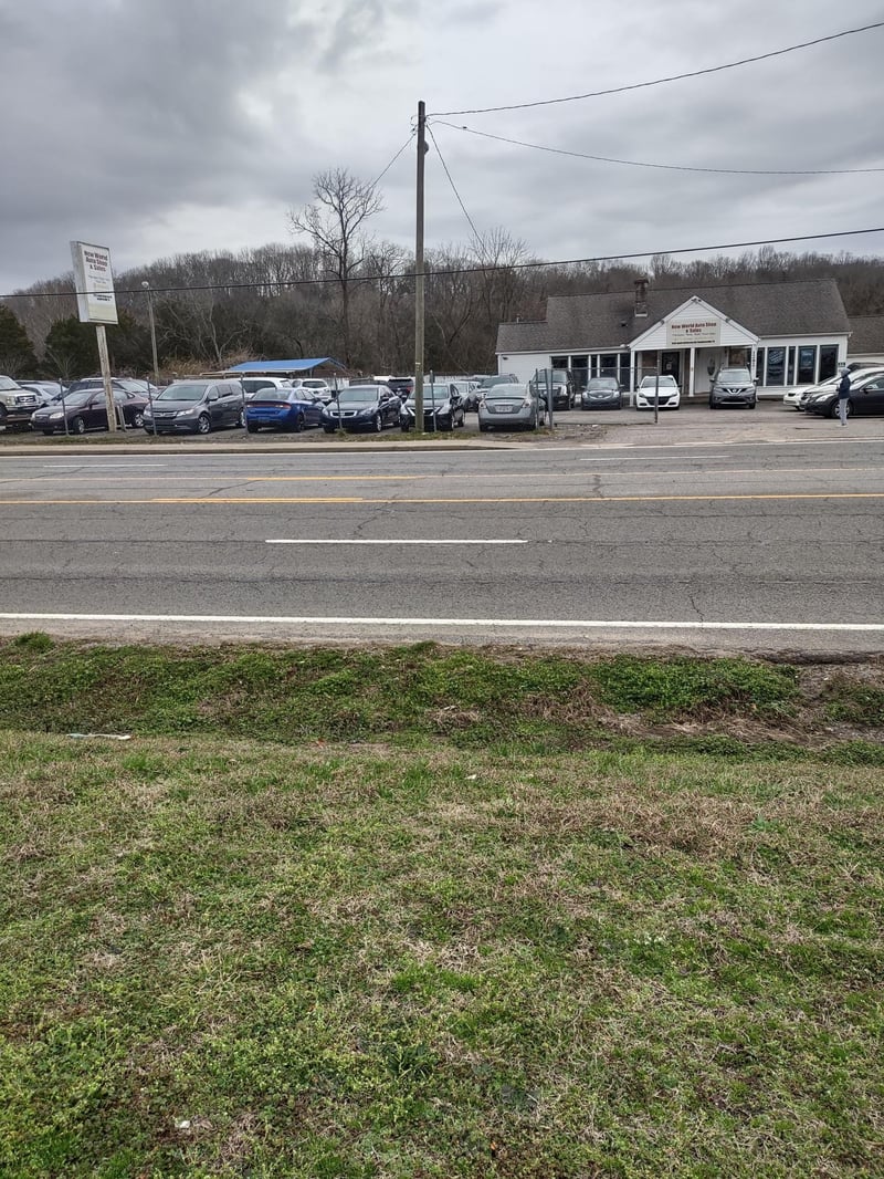 1292 S Dickerson Rd, Goodlettsville, TN 37072